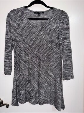 Zac & Rachel Heathered Gray Knit Top